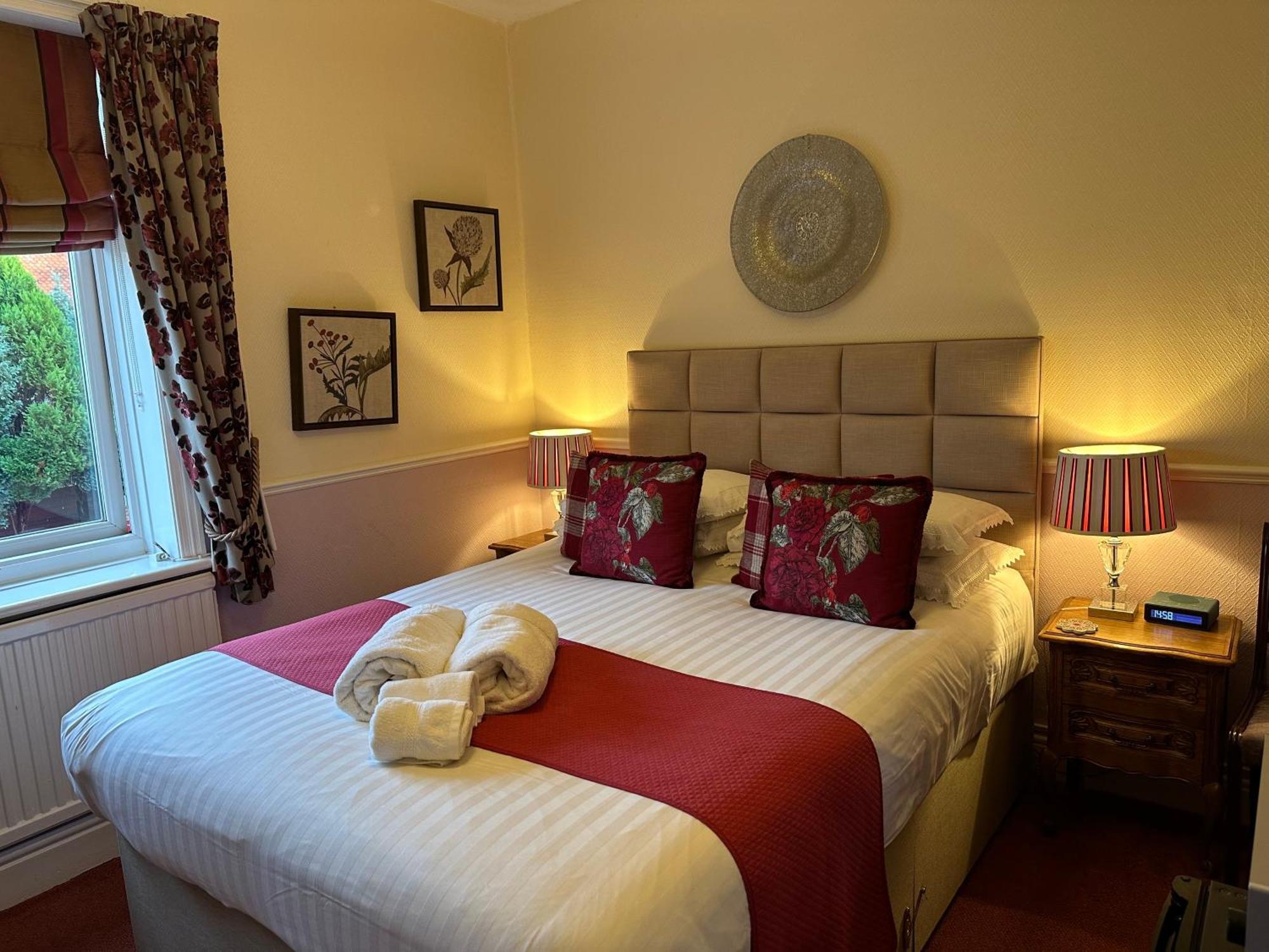 Chester House Guest House Exteriér fotografie A bedroom at the hotel